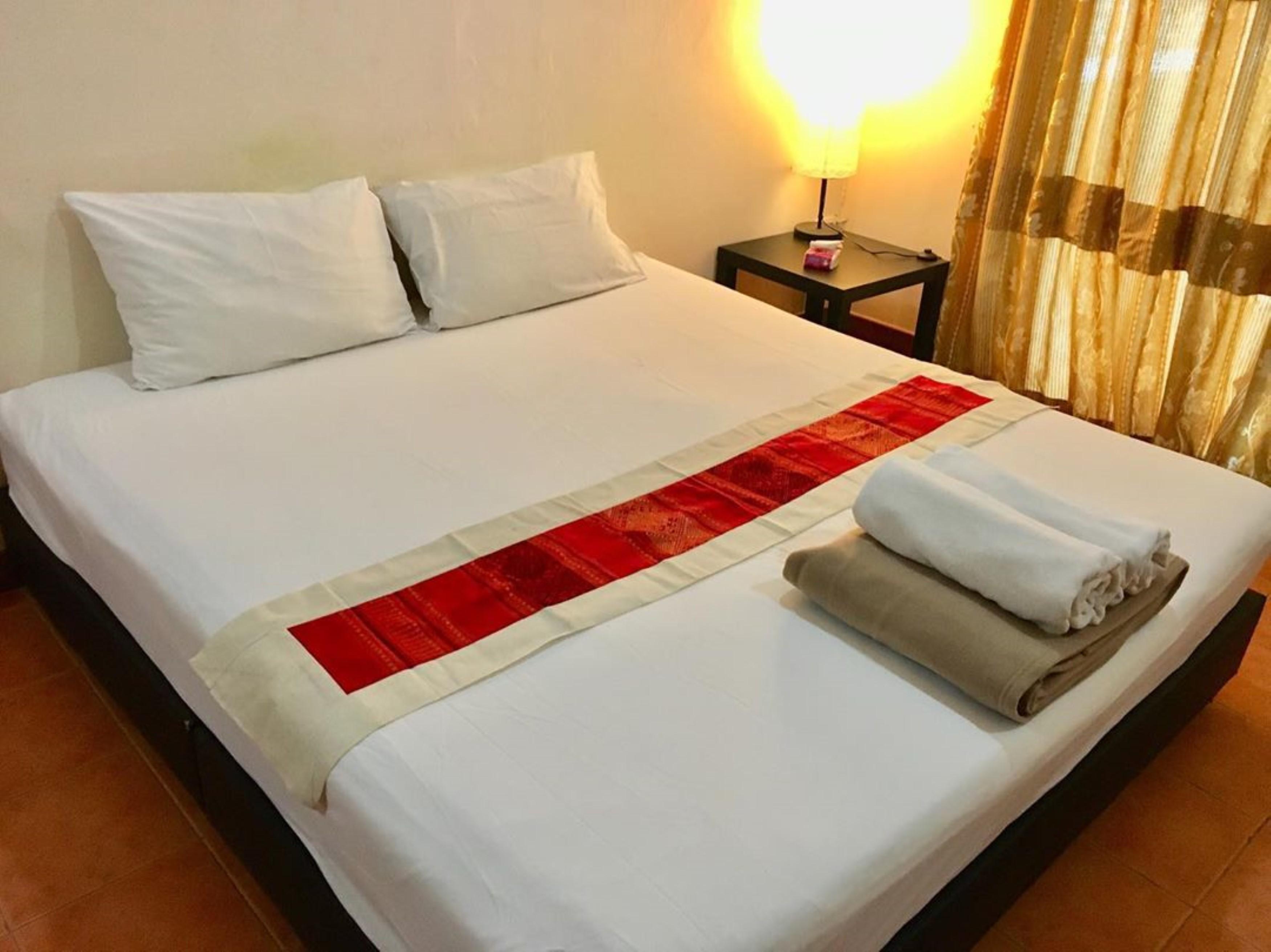 อัญชนาเฮาส์ Hotel หาดจอมเทียน ภายนอก รูปภาพ